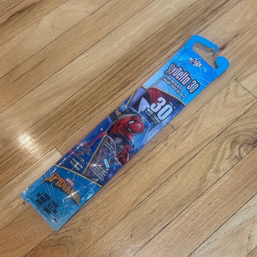 SPIDER-MAN KITE 30”
